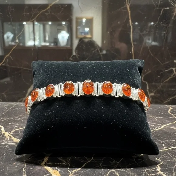 Sterling Silver Amber bracelet - Picture 2 of 9